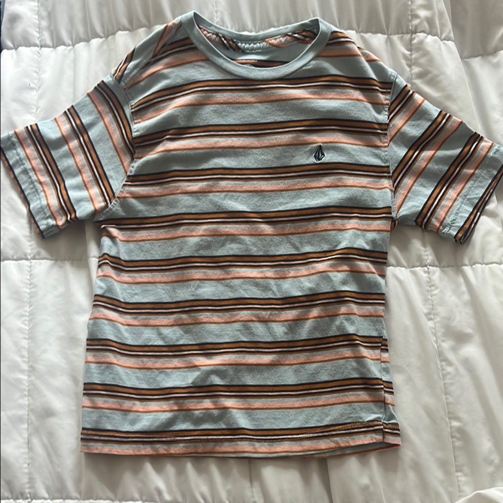 Volcom boys striped crew neck tee shirt size small